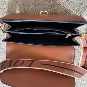 Crossbody bag